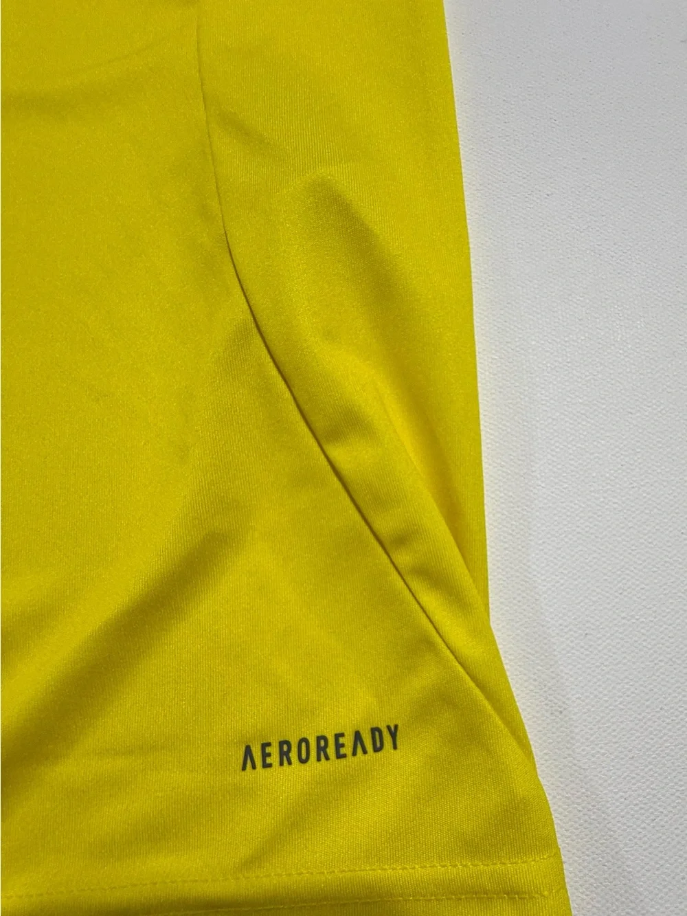 adidas Club América Short Sleeve Jersey -25/26 Home Jersey. Size Medium.